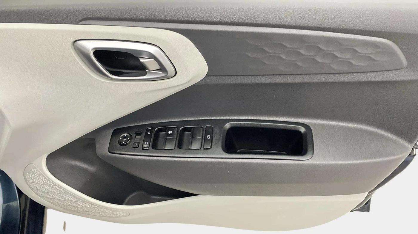 2020 Hyundai GRAND I10 NIOS ASTA AMT 1.2 KAPPA VTVT, Petrol, Automatic, 49,149 km, Driver Side Door Panels Control