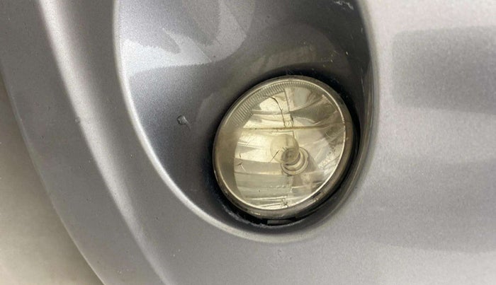 2016 Maruti Celerio ZXI, Petrol, Manual, 70,502 km, Left fog light - Minor damage