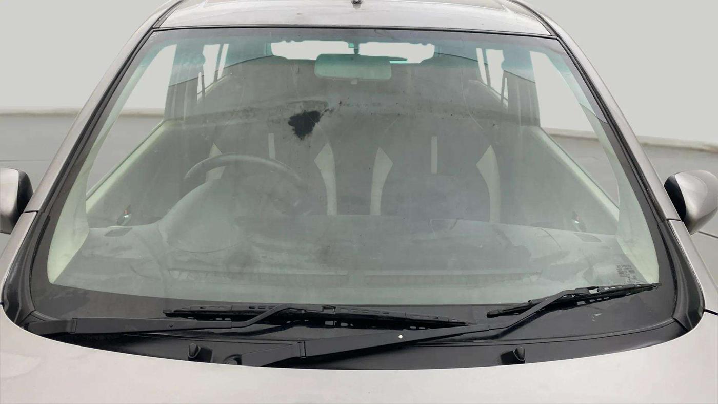 2016 Maruti Celerio ZXI, Petrol, Manual, 70,557 km, Front Windshield