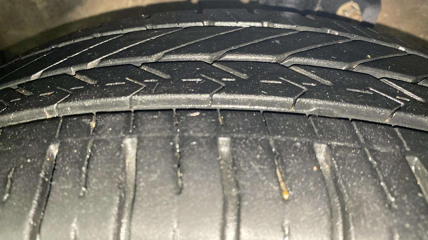 2016 Maruti Celerio ZXI, Petrol, Manual, 70,557 km, Left Front Tyre Tread