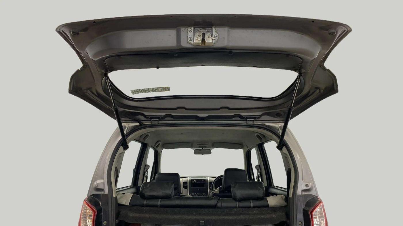 2013 Maruti Wagon R 1.0 LXI CNG, CNG, Manual, 94,252 km, Boot Door Open