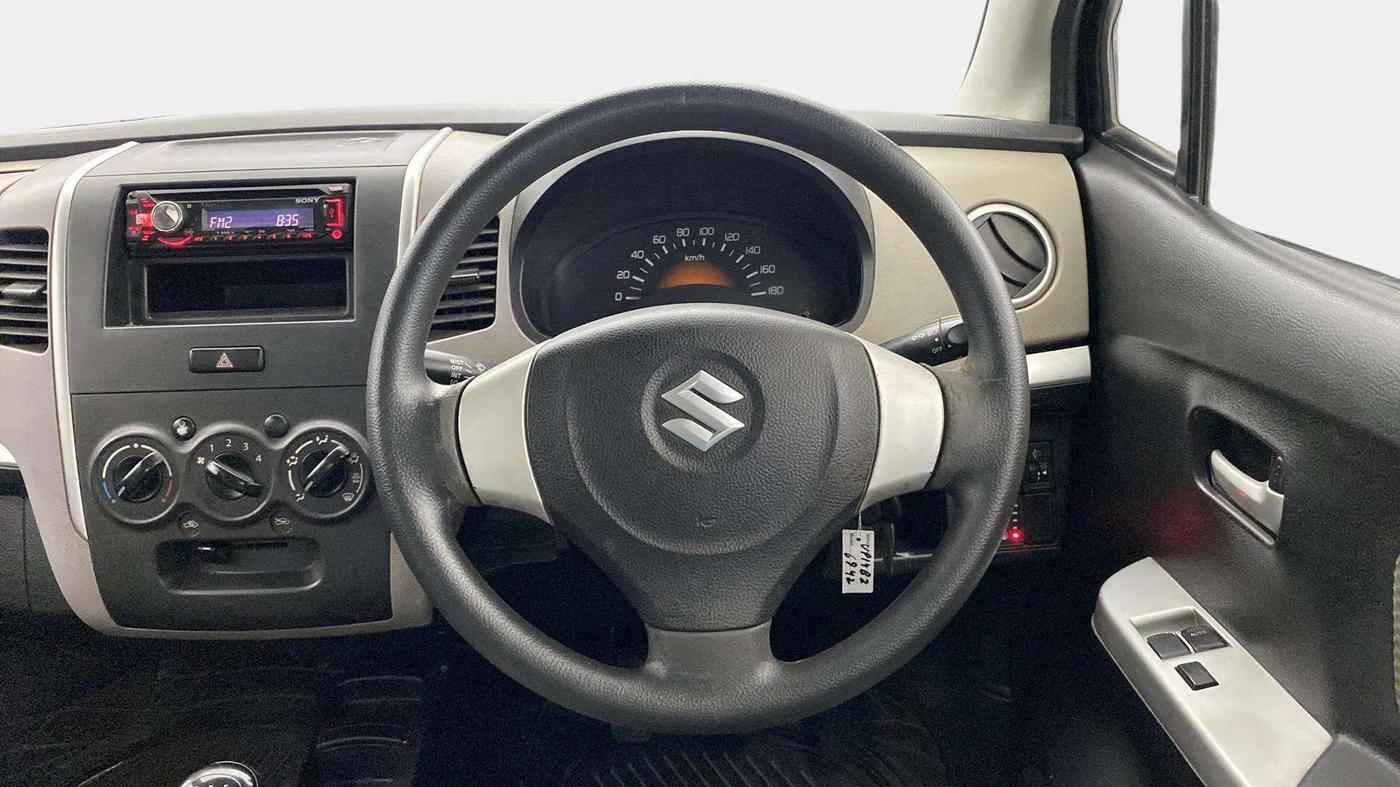 2013 Maruti Wagon R 1.0 LXI CNG, CNG, Manual, 94,252 km, Steering Wheel Close Up
