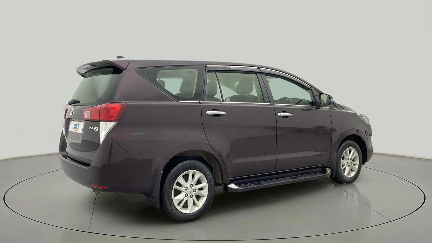 2020 Toyota Innova Crysta 2.4 VX 7 STR, Diesel, Manual, 34,186 km, Right Back Diagonal