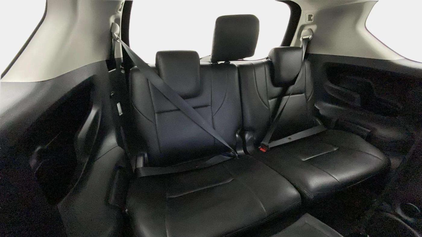 2020 Toyota Innova Crysta 2.4 VX 7 STR, Diesel, Manual, 34,186 km, Third Seat Row ( optional )