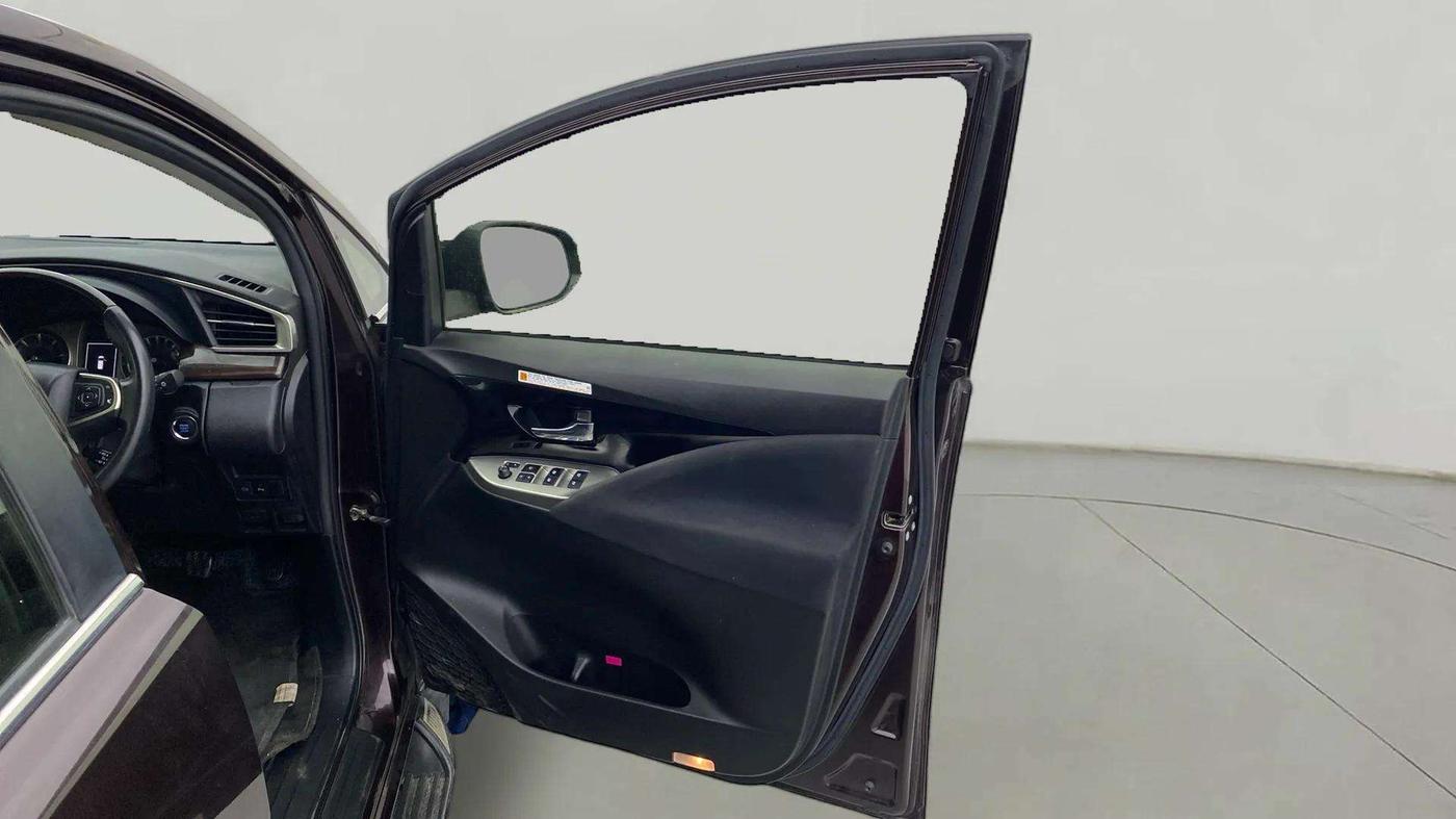 2020 Toyota Innova Crysta 2.4 VX 7 STR, Diesel, Manual, 34,186 km, RHS Front Door