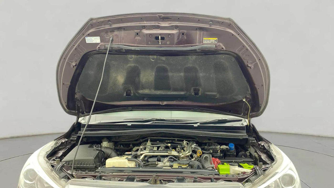 2020 Toyota Innova Crysta 2.4 VX 7 STR, Diesel, Manual, 34,186 km, Open Bonet