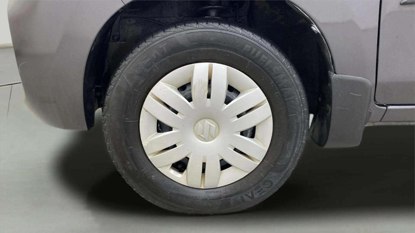 2020 Maruti Alto VXI PLUS, Petrol, Manual, 16,188 km, Left Front Wheel