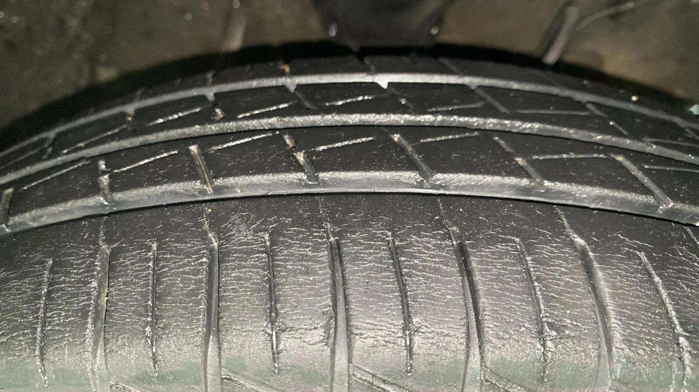 2020 Maruti Alto VXI PLUS, Petrol, Manual, 16,188 km, Right Front Tyre Tread