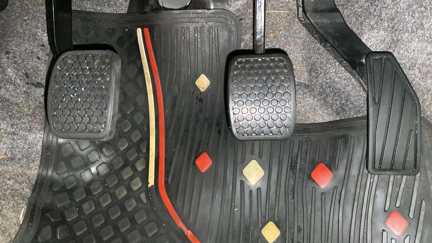 2020 Maruti Alto VXI PLUS, Petrol, Manual, 16,188 km, Pedals