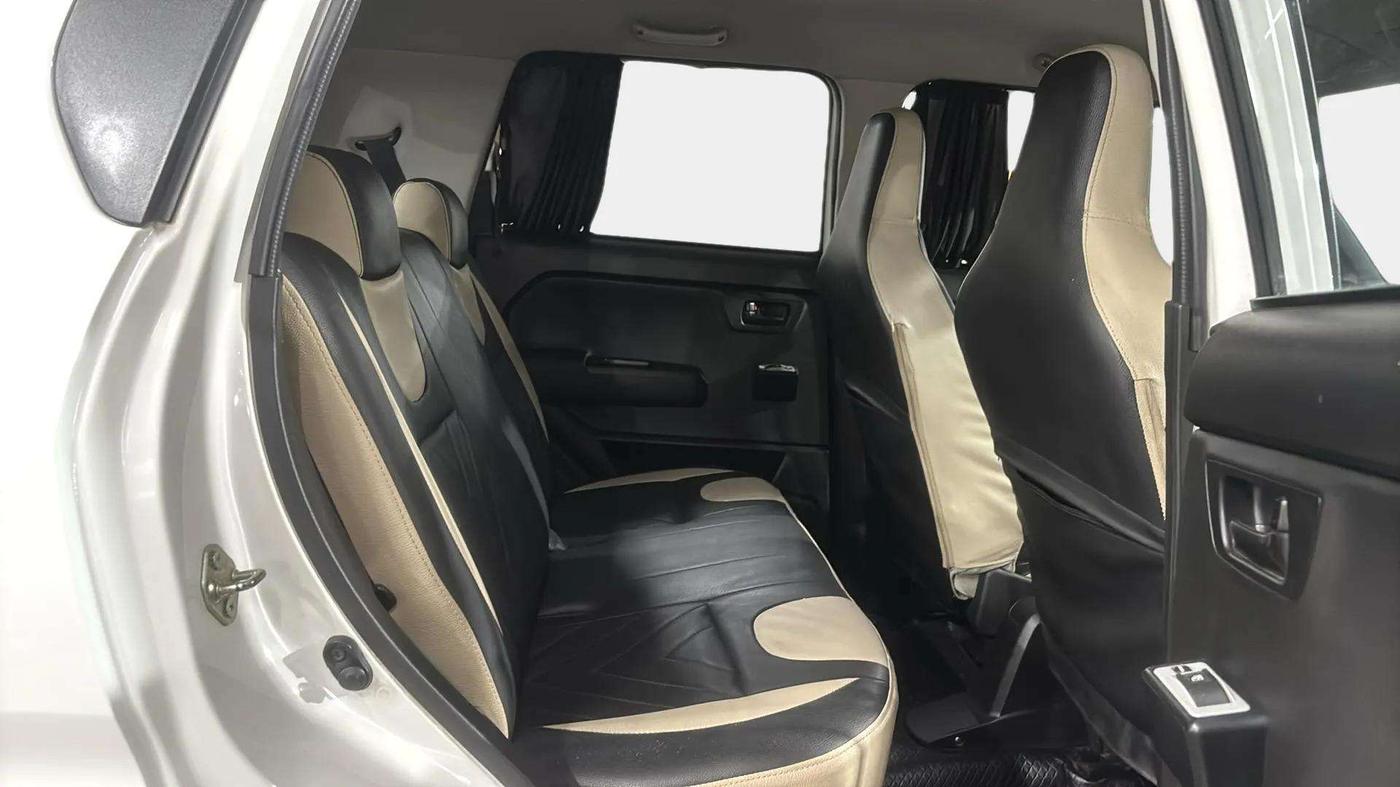 2020 Maruti New Wagon-R LXI CNG 1.0, CNG, Manual, 54,687 km, Right Side Rear Door Cabin