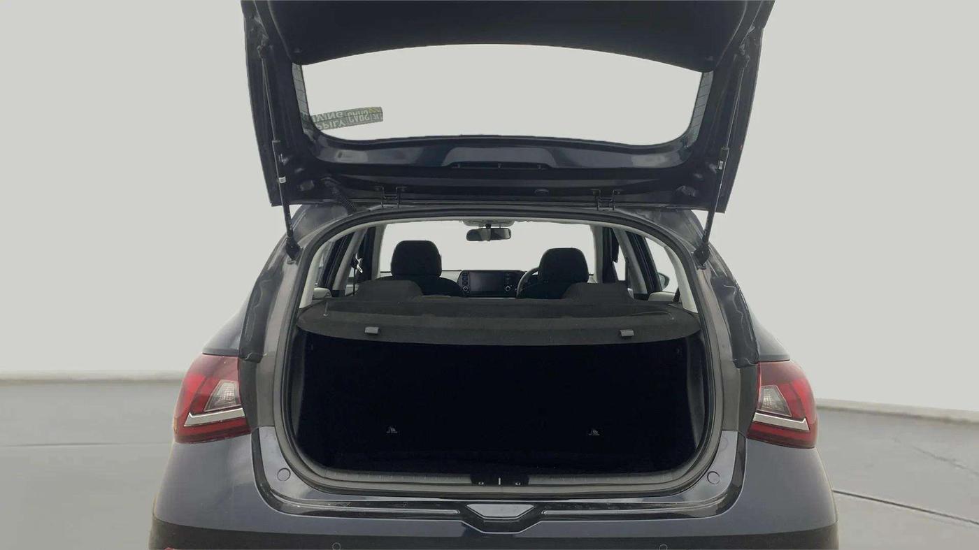 2024 Hyundai NEW I20 Sportz (O) 1.2 IVT, Petrol, Automatic, 26,371 km, Boot Inside