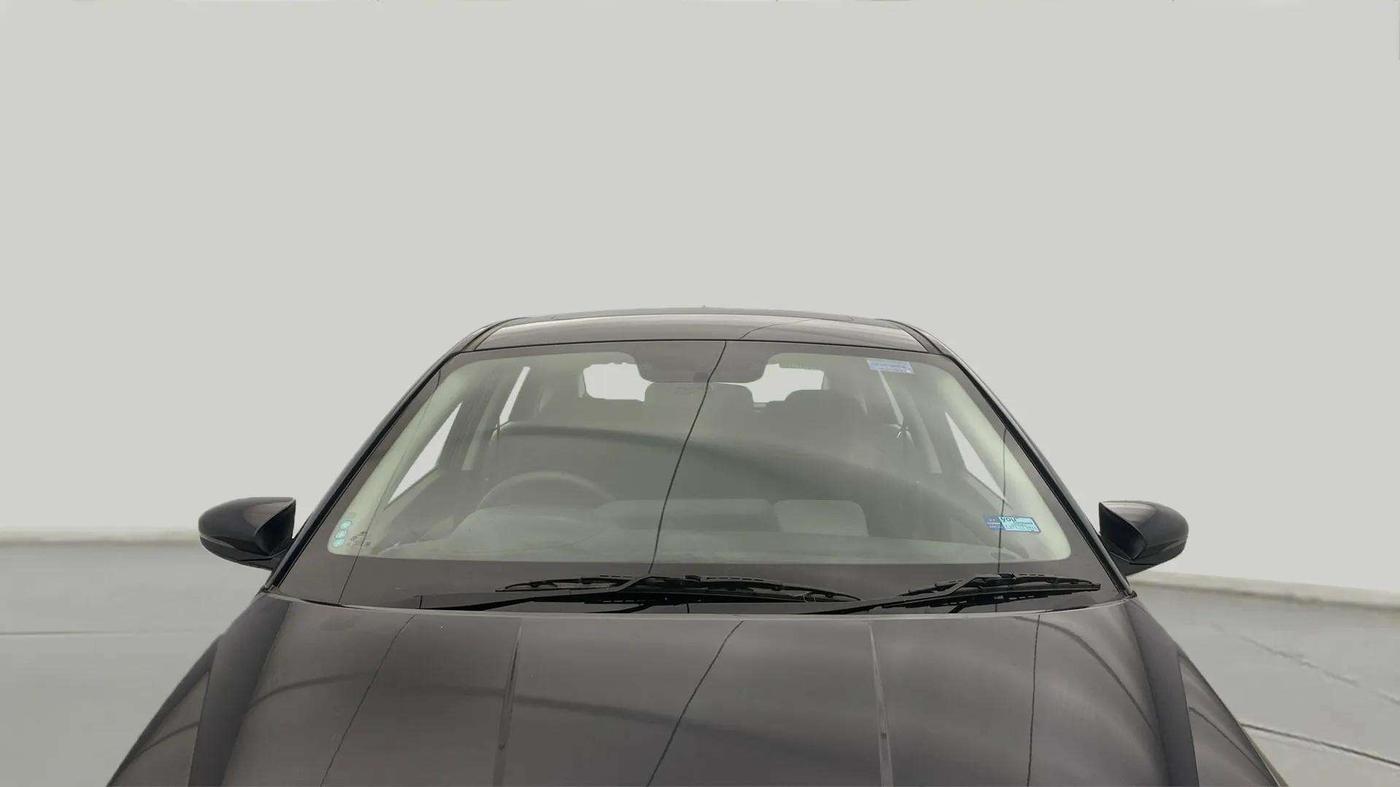 2024 Hyundai NEW I20 Sportz (O) 1.2 IVT, Petrol, Automatic, 26,371 km, Front Windshield