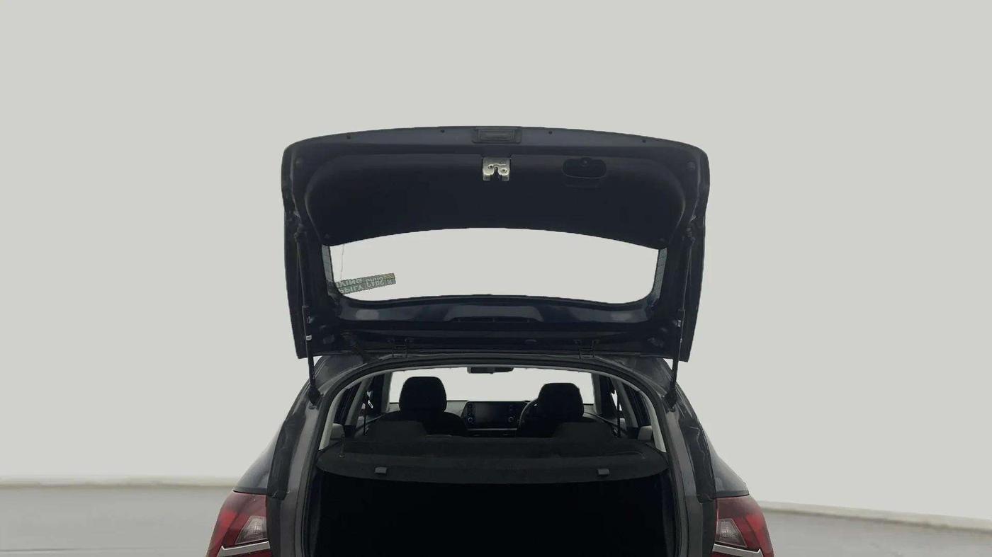 2024 Hyundai NEW I20 Sportz (O) 1.2 IVT, Petrol, Automatic, 26,371 km, Boot Door Open