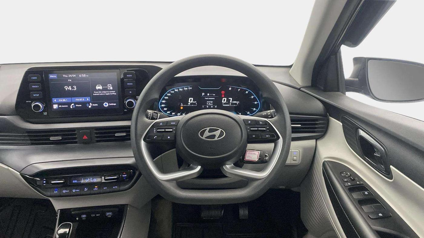 2024 Hyundai NEW I20 Sportz (O) 1.2 IVT, Petrol, Automatic, 26,371 km, Steering Wheel Close Up