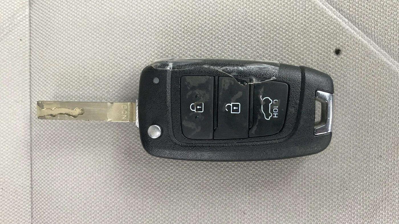 2024 Hyundai NEW I20 Sportz (O) 1.2 IVT, Petrol, Automatic, 26,371 km, Key Close Up