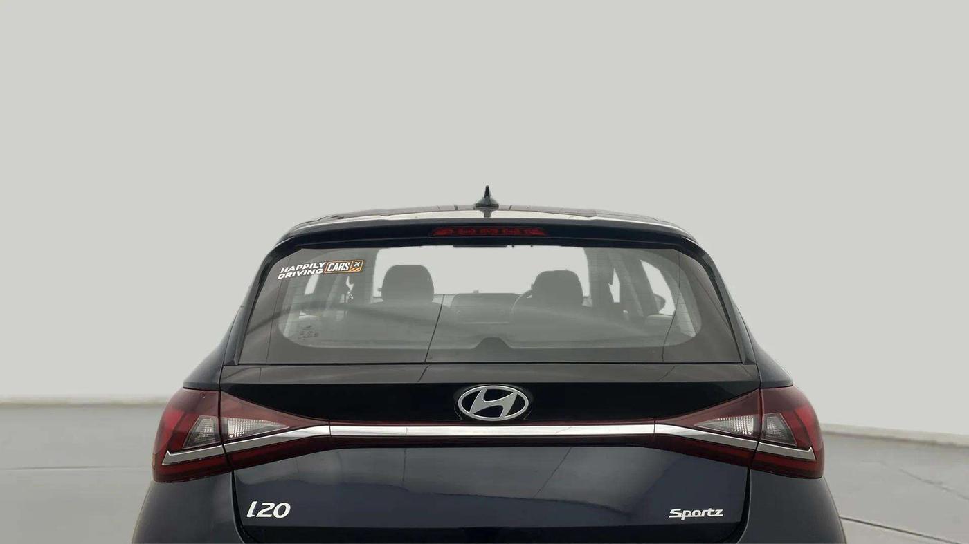 2024 Hyundai NEW I20 Sportz (O) 1.2 IVT, Petrol, Automatic, 26,371 km, Rear Windshield