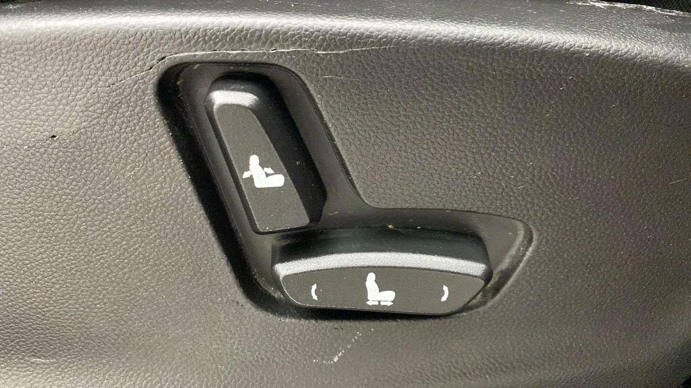 2019 MG HECTOR SHARP 1.5 DCT PETROL, Petrol, Automatic, 42,658 km, Driver Side Adjustment Panel