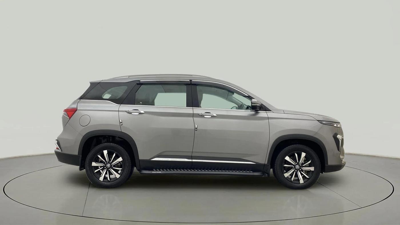 2020 MG HECTOR PLUS SHARP 1.5 PETROL TURBO DCT 6-STR, Petrol, Automatic, 16,935 km, Right Side View