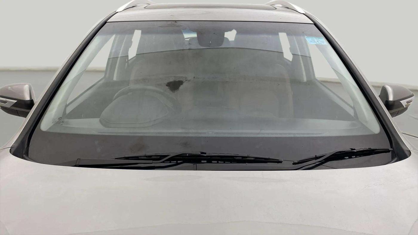 2020 MG HECTOR PLUS SHARP 1.5 PETROL TURBO DCT 6-STR, Petrol, Automatic, 16,935 km, Front Windshield