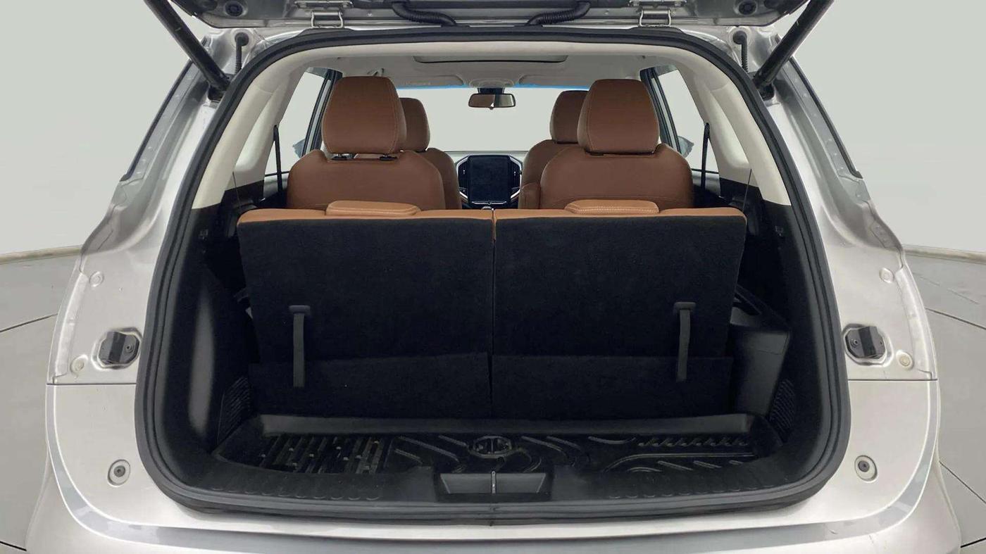 2020 MG HECTOR PLUS SHARP 1.5 PETROL TURBO DCT 6-STR, Petrol, Automatic, 16,935 km, Boot Inside