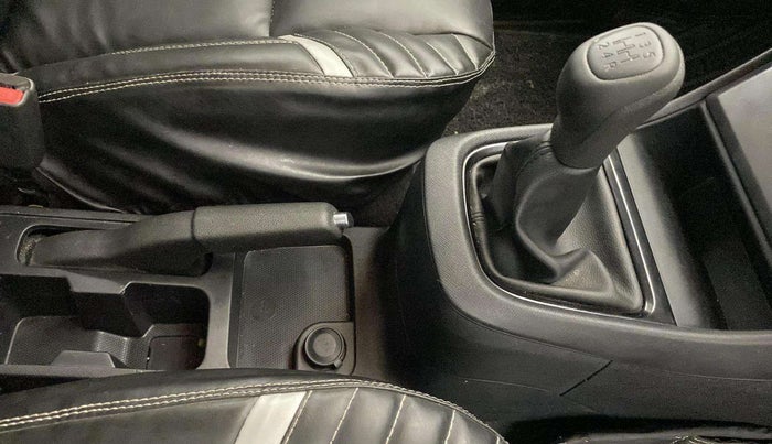 2023 Tata PUNCH PURE MT, Petrol, Manual, 18,625 km, Gear Lever