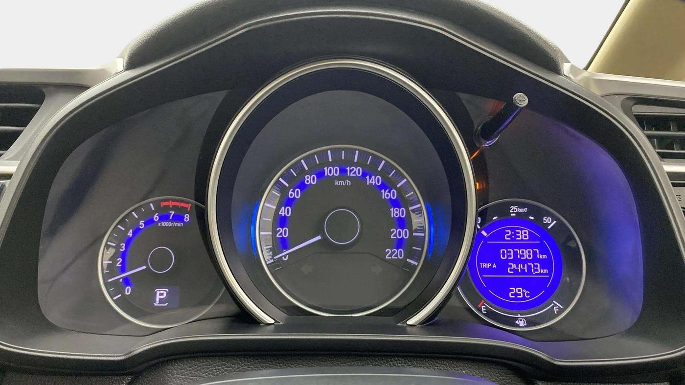2015 Honda Jazz 1.2L I-VTEC V AT, Petrol, Automatic, 37,977 km, Odometer Image