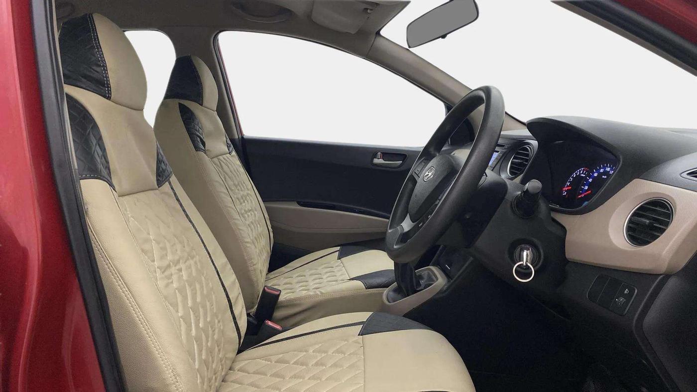 2014 Hyundai Xcent S 1.2, Petrol, Manual, 53,308 km, Right Side Front Door Cabin