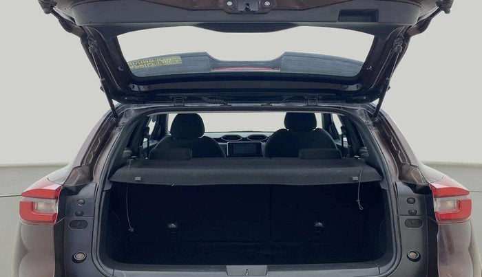 2021 Nissan MAGNITE XV PREMIUM TURBO CVT DUAL TONE, Petrol, Automatic, 35,148 km, Boot Inside
