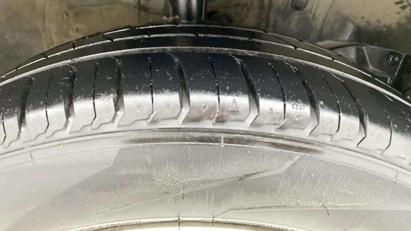2021 Honda Amaze 1.2L I-VTEC VX, Petrol, Manual, 44,510 km, Right Front Tyre Tread