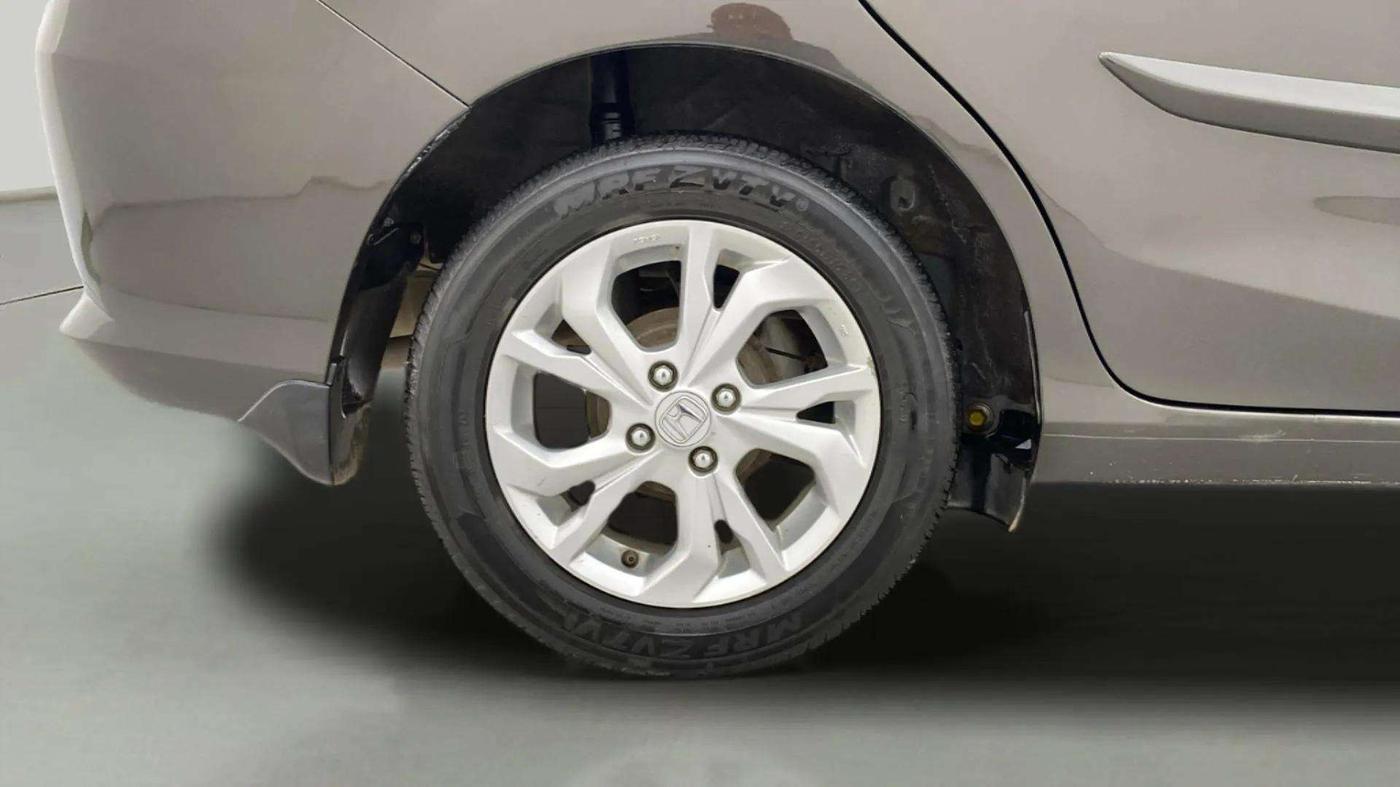 2021 Honda Amaze 1.2L I-VTEC VX, Petrol, Manual, 44,510 km, Right Rear Wheel