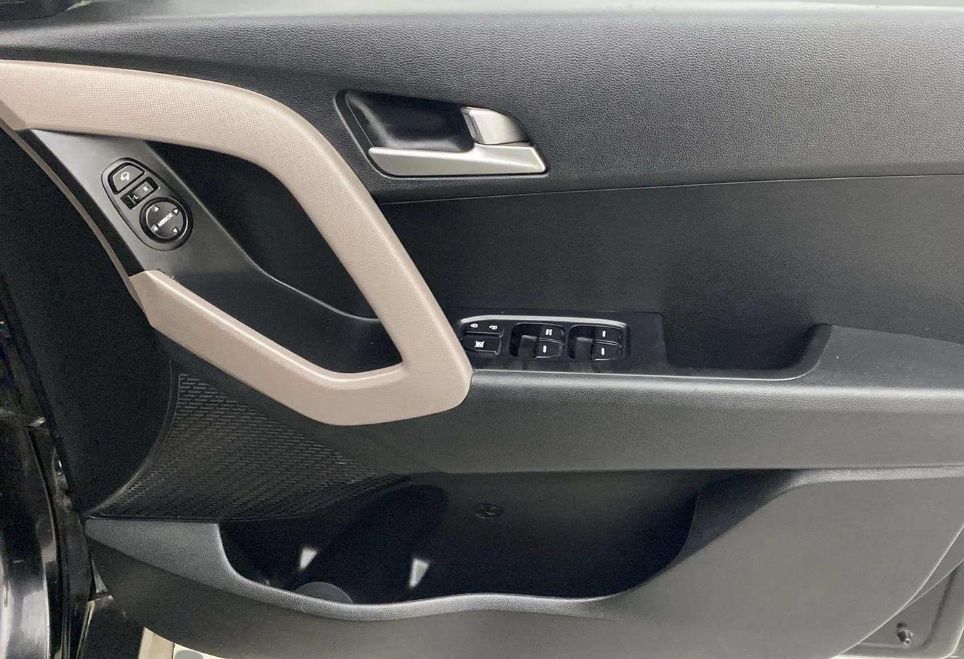2018 Hyundai Creta SX AT 1.6 PETROL, Petrol, Automatic, 42,353 km, Driver Side Door Panels Control