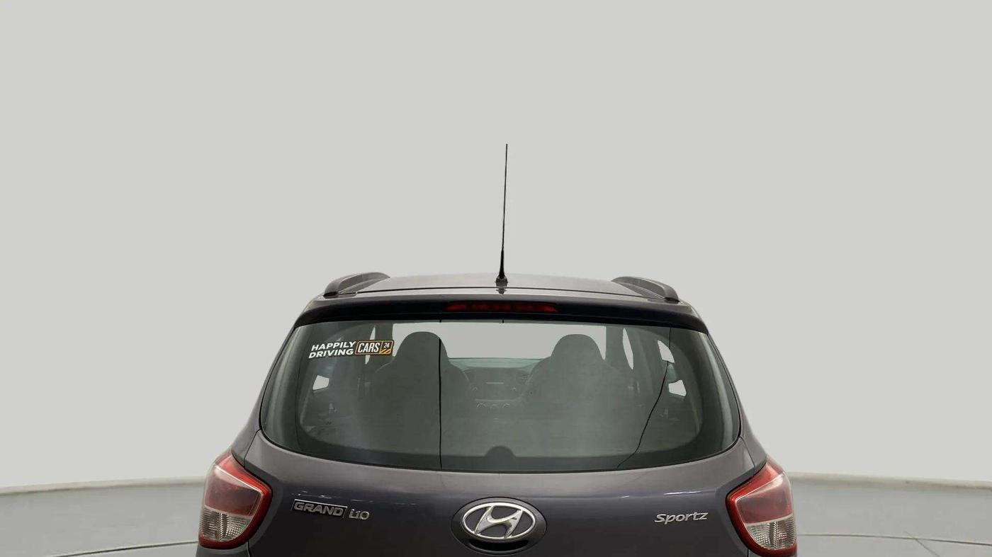 2016 Hyundai Grand i10 SPORTZ 1.2 KAPPA VTVT, Petrol, Manual, 22,357 km, Rear Windshield