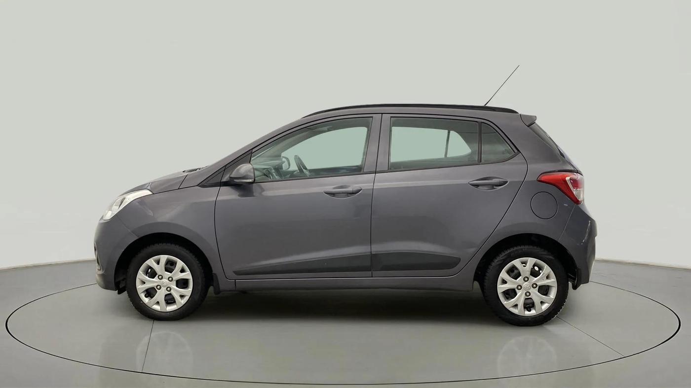 2016 Hyundai Grand i10 SPORTZ 1.2 KAPPA VTVT, Petrol, Manual, 22,357 km, Left Side