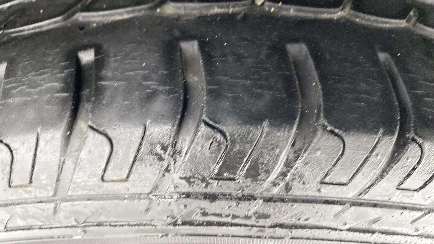 2018 Datsun Go Plus T, Petrol, Manual, 26,611 km, Left Rear Tyre Tread