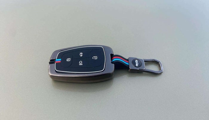 2022 Tata PUNCH CREATIVE 1.2 AMT KAZIRANGA EDITION , Petrol, Automatic, 36,063 km, Key Close Up