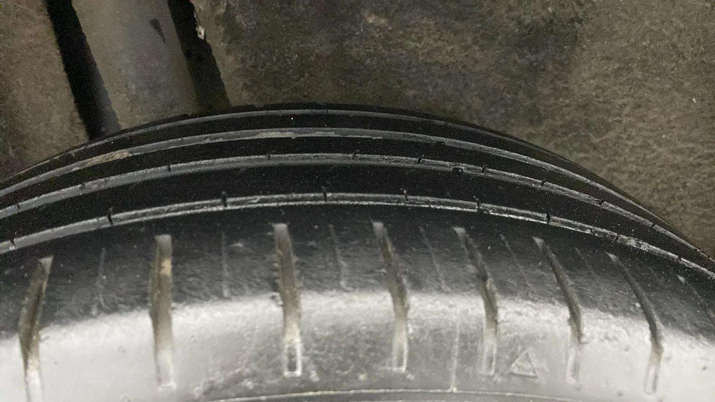2021 Maruti Baleno ZETA PETROL 1.2, Petrol, Manual, 85,359 km, Right Rear Tyre Tread