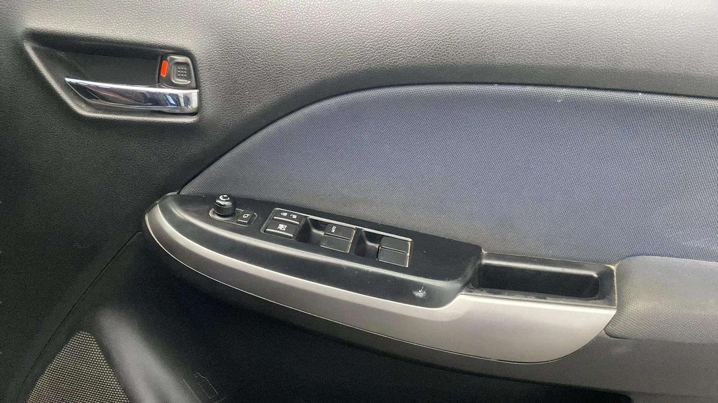 2021 Maruti Baleno ZETA PETROL 1.2, Petrol, Manual, 85,359 km, Driver Side Door Panels Control