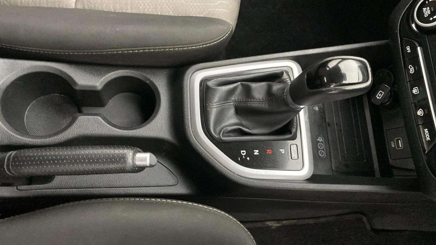 2019 Hyundai Creta SX AT 1.6 PETROL, Petrol, Automatic, 71,835 km, Gear Lever