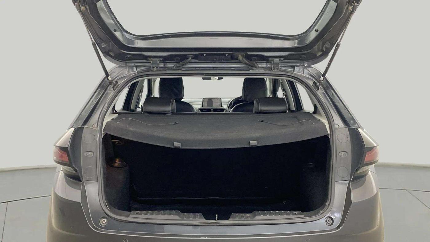 2020 Tata ALTROZ XZ PETROL, Petrol, Manual, 61,729 km, Boot Open Zoomed View