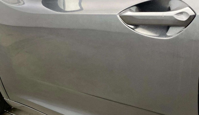 2020 Tata ALTROZ XZ PETROL, Petrol, Manual, 61,584 km, Front passenger door - Door visor damaged