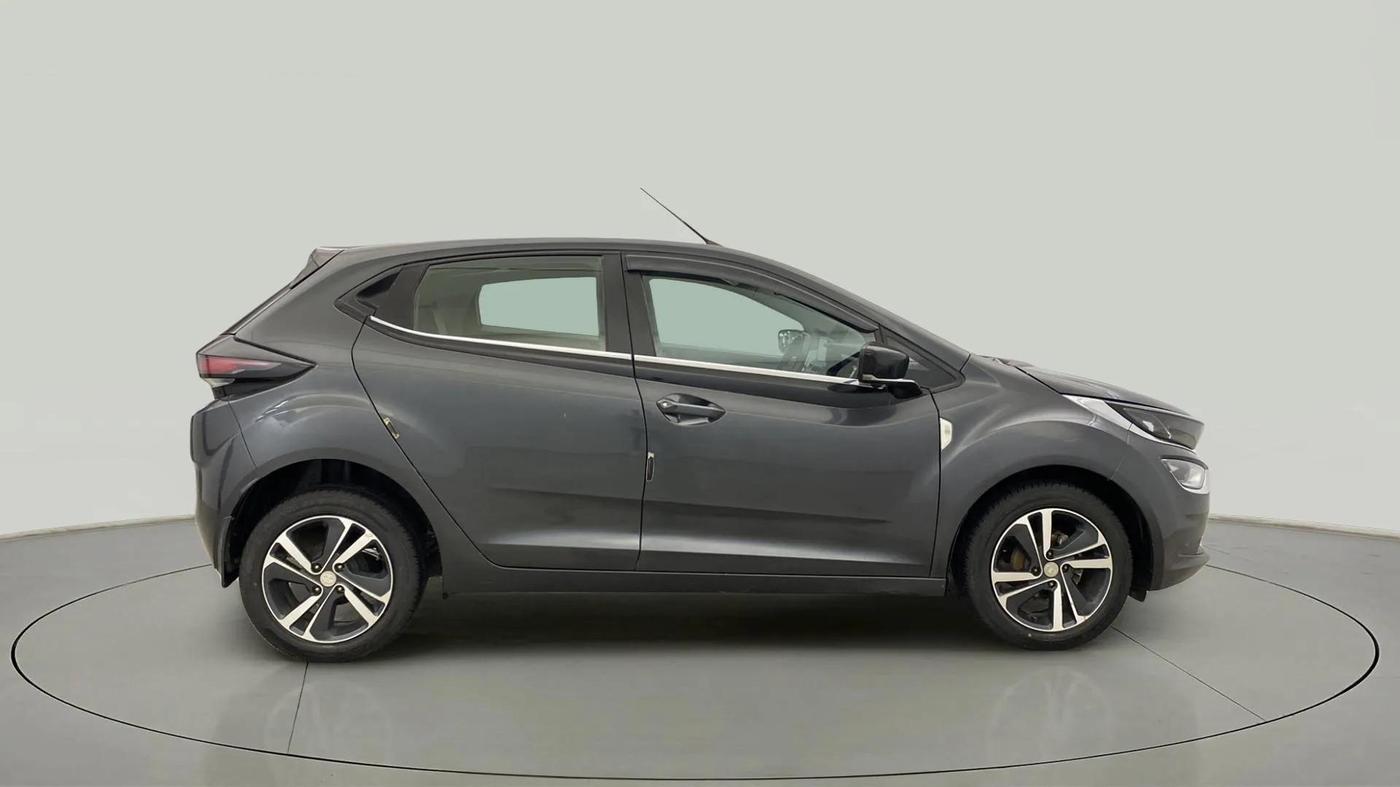 2020 Tata ALTROZ XZ PETROL, Petrol, Manual, 61,729 km, Right Side View