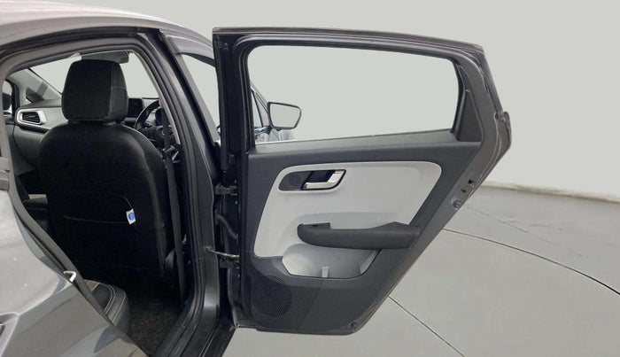 2020 Tata ALTROZ XZ PETROL, Petrol, Manual, 61,584 km, RHS Rear Door