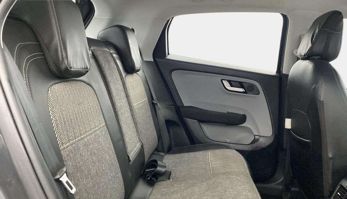 2020 Tata ALTROZ XZ PETROL, Petrol, Manual, 61,584 km, Right Side Rear Door Cabin