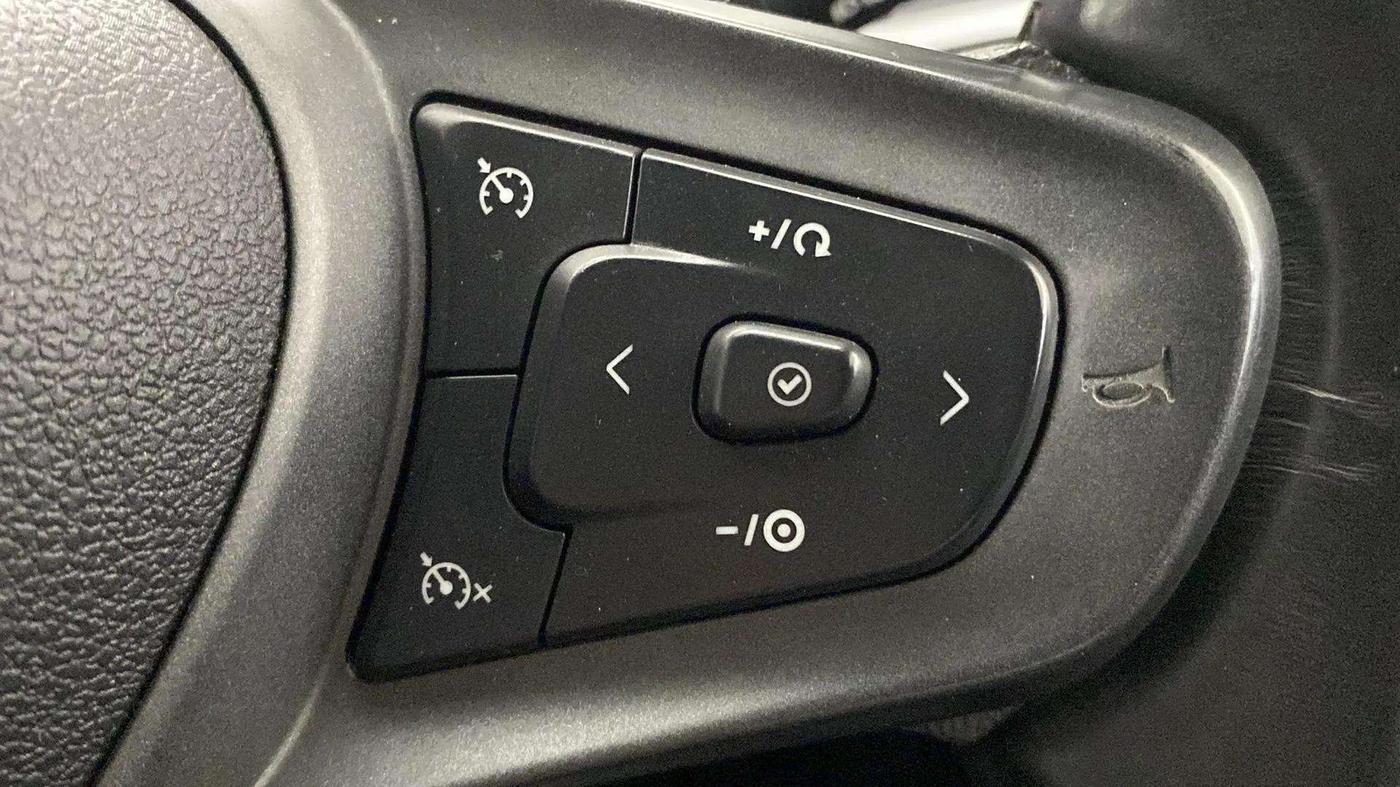 2020 Tata ALTROZ XZ PETROL, Petrol, Manual, 61,729 km, Adaptive Cruise Control