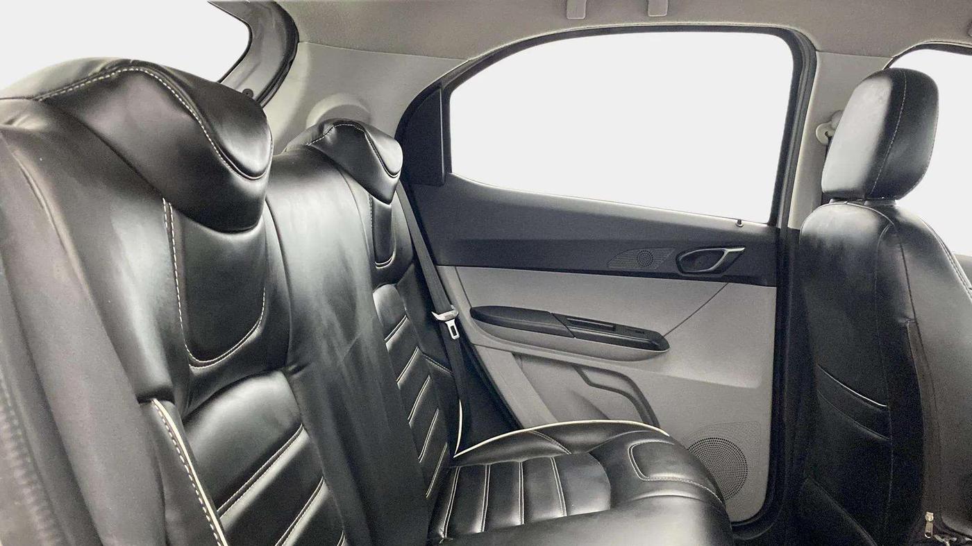 2020 Tata Tiago XT PETROL, Petrol, Manual, 53,463 km, Right Side Rear Door Cabin
