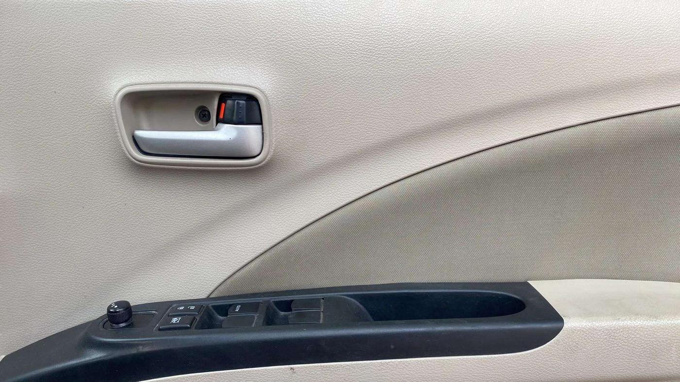 2021 Maruti Celerio ZXI, Petrol, Manual, 37,117 km, Driver Side Door Panels Control