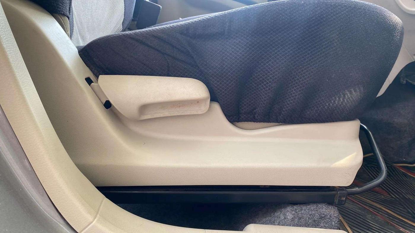 2021 Maruti Celerio ZXI, Petrol, Manual, 37,117 km, Driver Side Adjustment Panel
