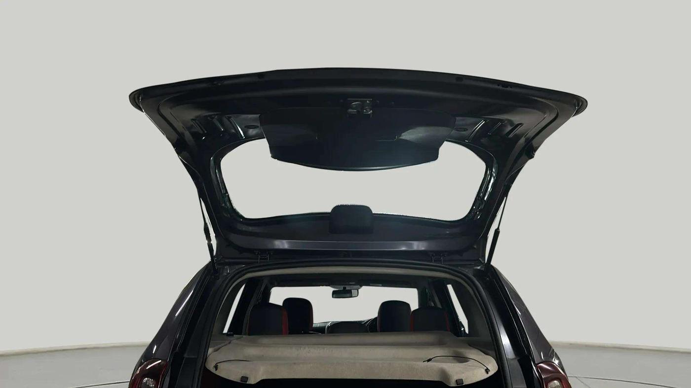 2021 Renault Duster RXZ 1.3 TURBO PETROL CVT, Petrol, Automatic, 64,582 km, Boot Door Open