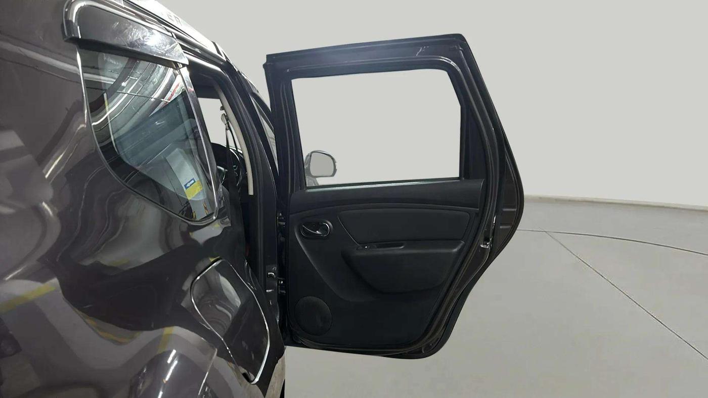 2021 Renault Duster RXZ 1.3 TURBO PETROL CVT, Petrol, Automatic, 64,582 km, RHS Rear Door