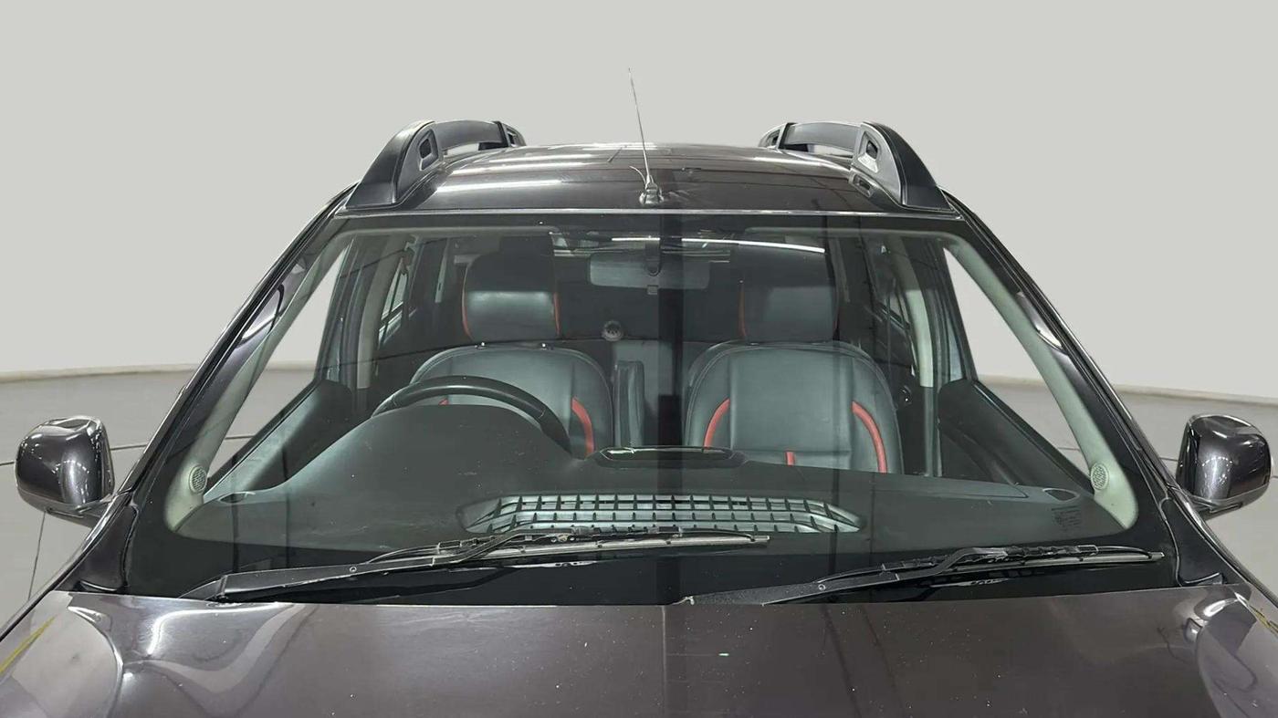 2021 Renault Duster RXZ 1.3 TURBO PETROL CVT, Petrol, Automatic, 64,582 km, Front Windshield